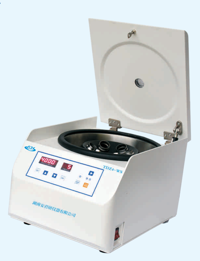 T D Z 4 - W S 台 式 低 速 离 心 机 ( 小 型 )
